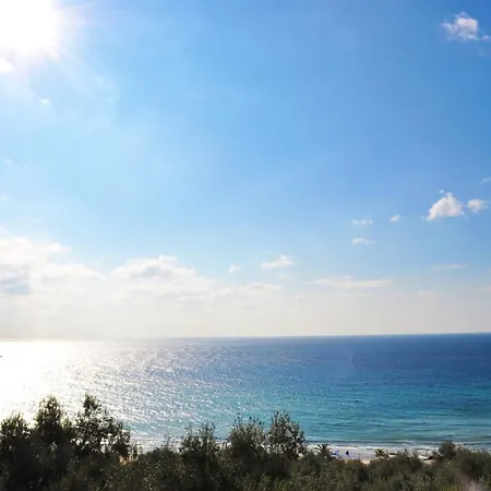 With Swimming Pool And Sea View - Apartment
